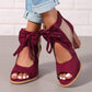 Dames sandalen met open teen en dikke hak en strik
