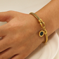 Vintage-geïnspireerde Fijne Armband met Spiraalstructuur en Hoefijzersluiting