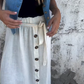 🎀 Effen Kleur Rok | Knoopdetails & Strikceintuur – Tijdloze Garderobe