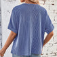 Het gezellige geribbelde oversized T-shirt van vrouwen