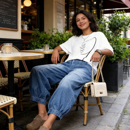 Women’s Elastic Waist Loose Fit Cropped Jeans